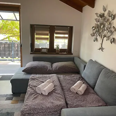 Apartment Limo *